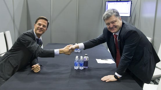 Petro Poroshenko. Corrupt, oligarch, bombardeert eigen bevolking
