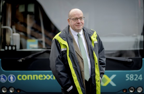 Foto 7. Ex-staatssecretaris Fred Teeven is thans buschauffeur bij Conexxion