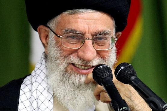 Ayatollah Khamenei, yield manager Carpetright Spijkenisse